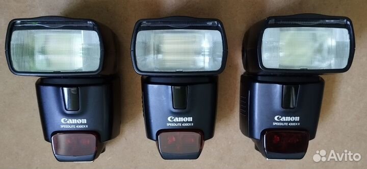 Три вспышка Canon 430EX II