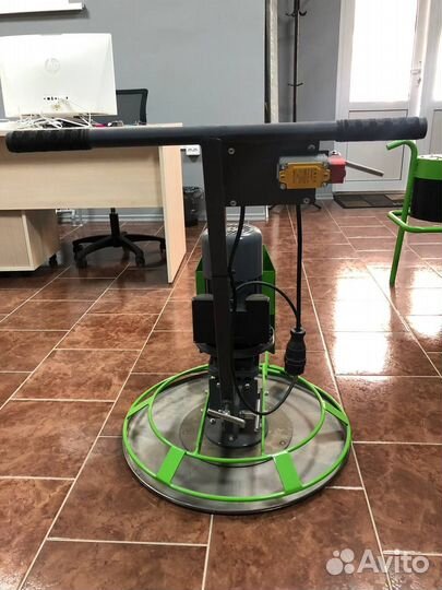 Затирочная машина для полусухой стяжки