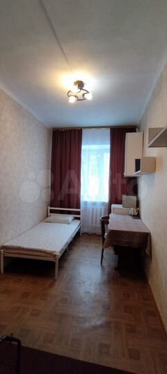 Комната 9 м² в 1-к., 2/4 эт.