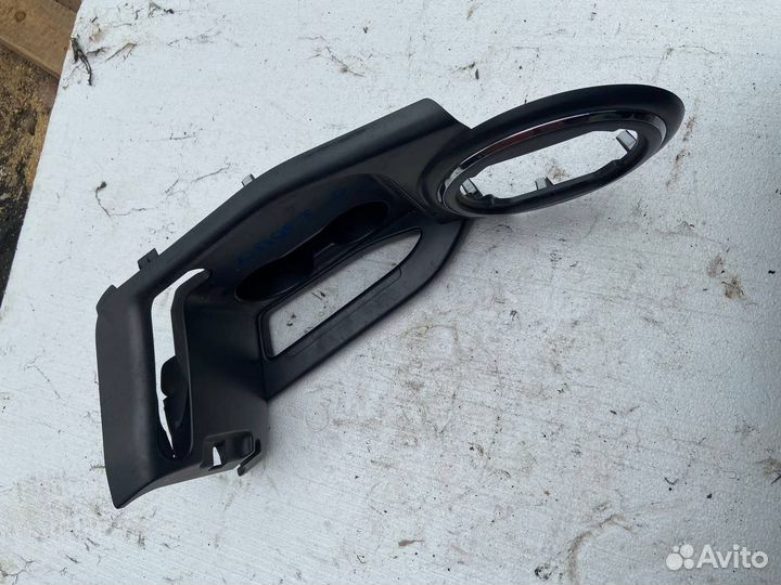 Центральная накладка консоли Kia Sportage 3