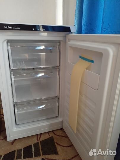Морозильная камера бу Haeir HF-82WAA