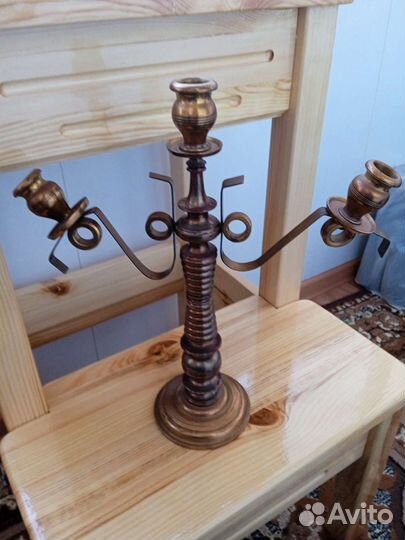 Старинный бронзовый подсвечник