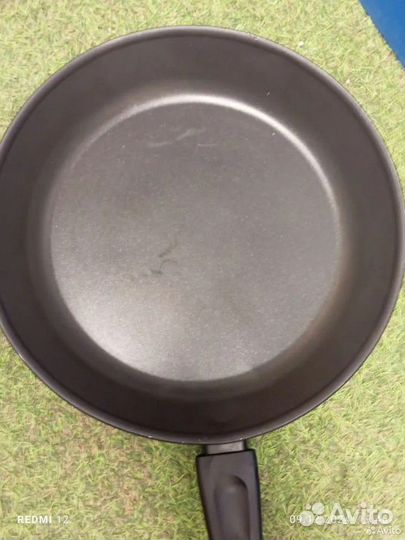 Сковорода икеа хемлагад, диаметр 28 см