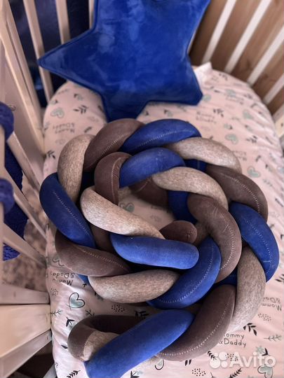 Бортик косичка с подушками