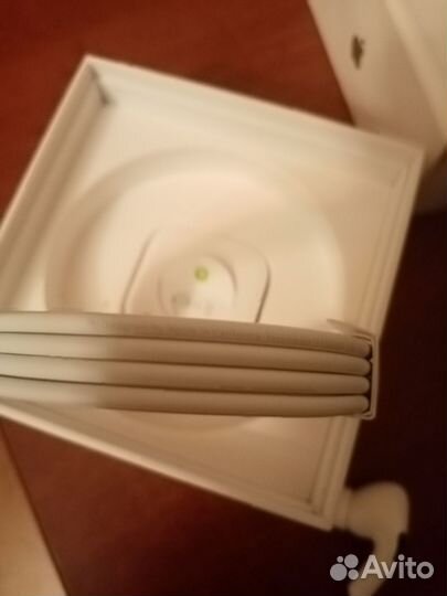Apple airpods pro a2084