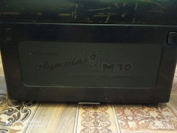 Немецкая печатная (пишущая) машинка Олимпия