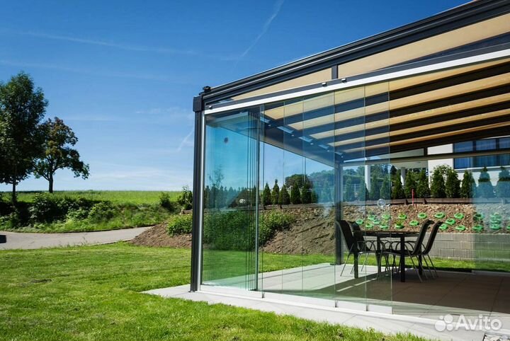 Безрамное остекление веранд беседок террас
