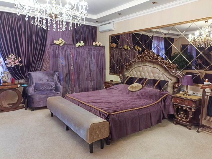 Дом 500 м² на участке 6 сот.