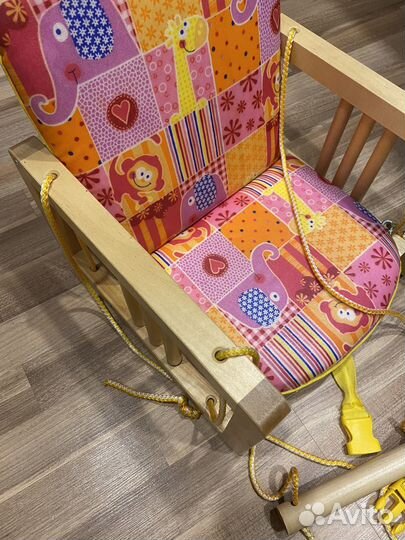 Качель детская деревянная