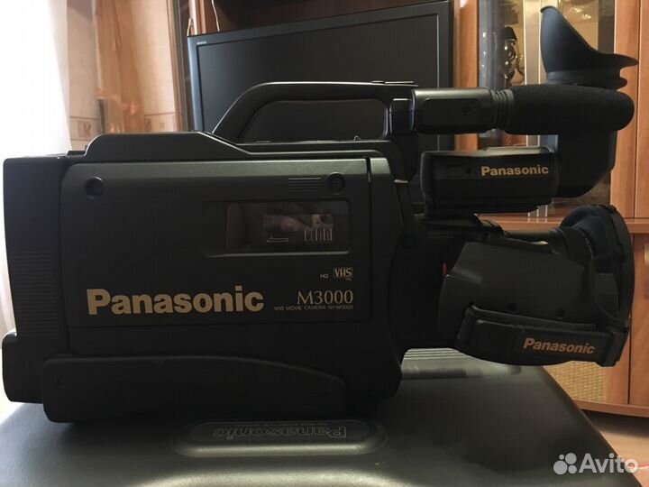 Видеокамера Panasonic M3000