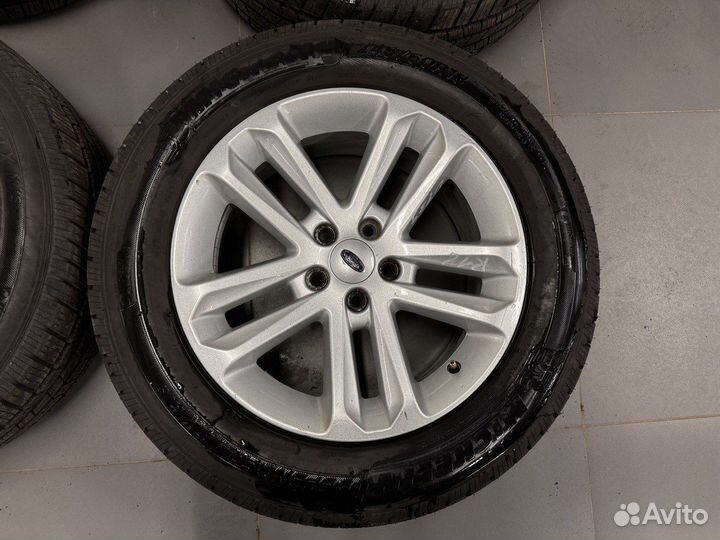 Оригинальный комплект колес Michelin Defender (152