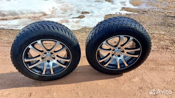 Goodyear UltraGrip Extreme 205/60 R16 92