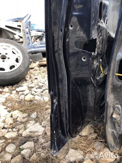 Дверь мерседес е210 Mercedes w210 e 210