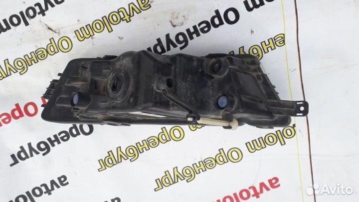 Фара противотуманная передняя правая Skoda Octavia