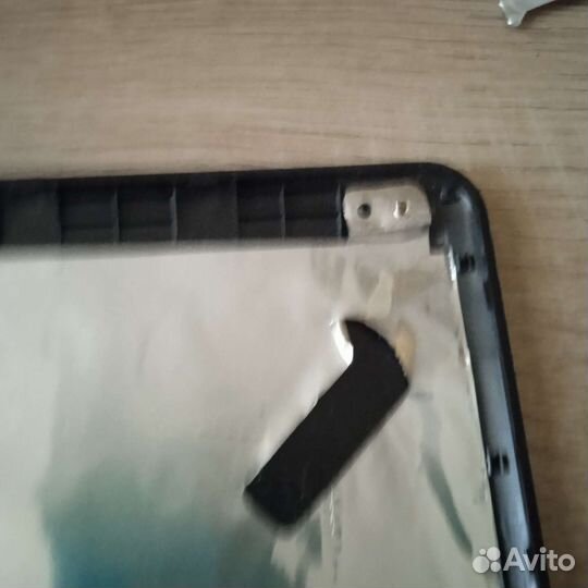 Крышка матрицы Asus Eee PC 1201T