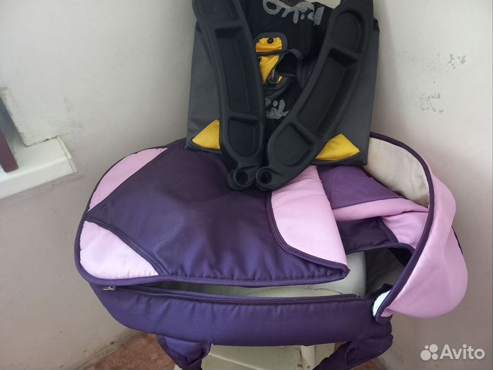 Стульчик для кормления раскладной и переноска