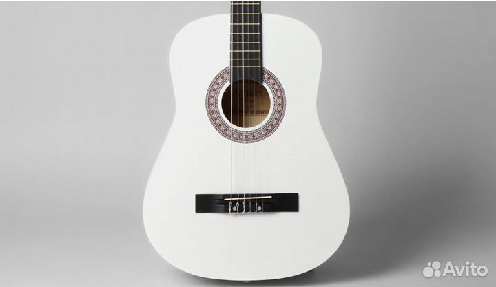 Классическая гитара Belucci + Аксессуары