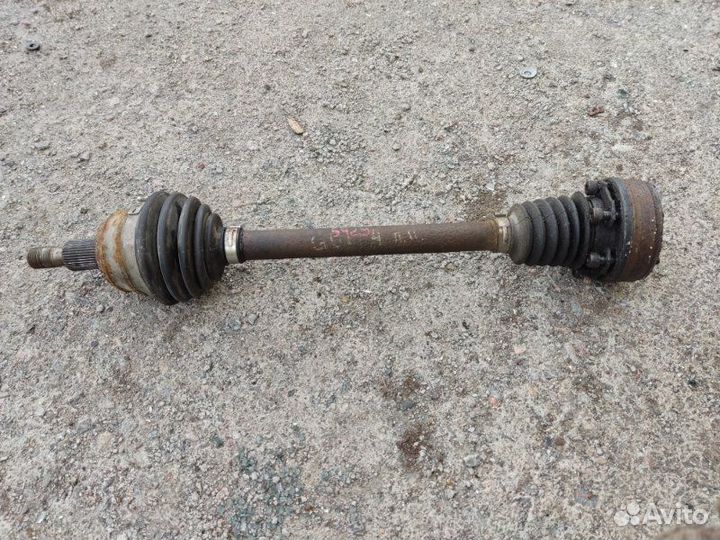 Полуось передний левый Volkswagen Golf 4 хетчбек