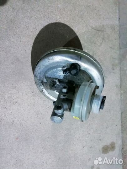 Вакуум с главным цилиндром Chevrolet Niva