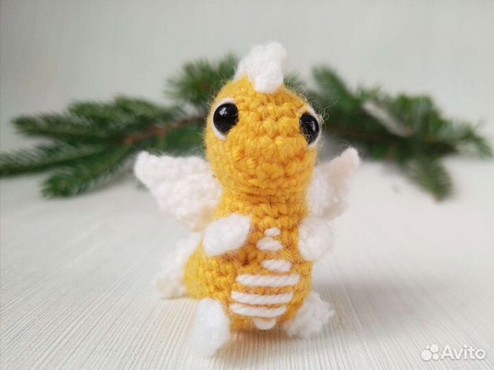 Вязаные новогодние игрушки Дракончики символ 2024