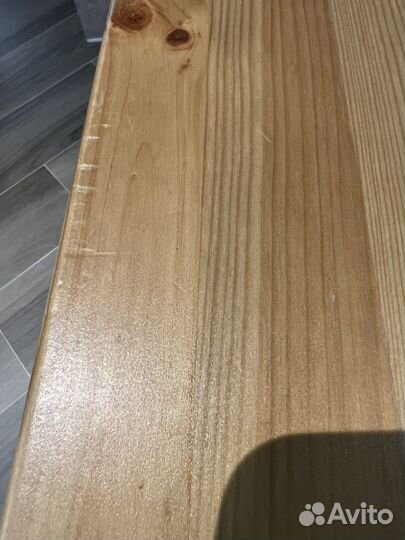 Комод из массива сосны с пеленальной надстройкой