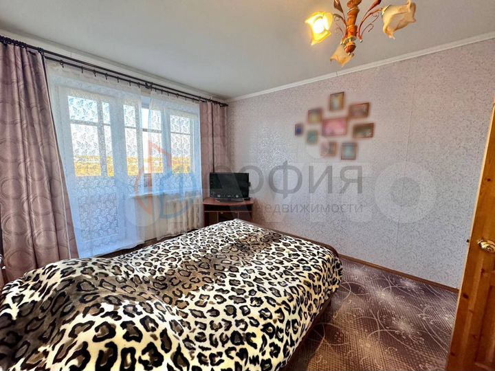 3-к. квартира, 67,4 м², 2/5 эт.