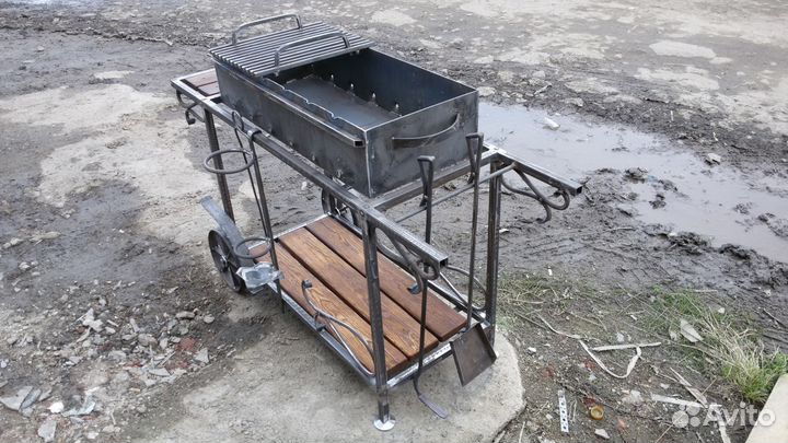 Кованый мангал на колесах для вашего отдыха 4 мм