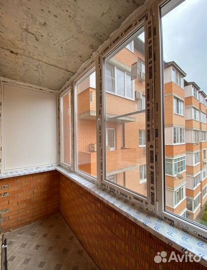 Пластиковые окна, сстекление балконов