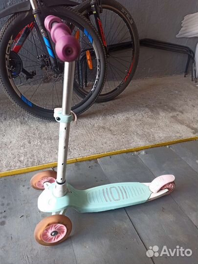 Детский самокат oxelo трёхколёсный