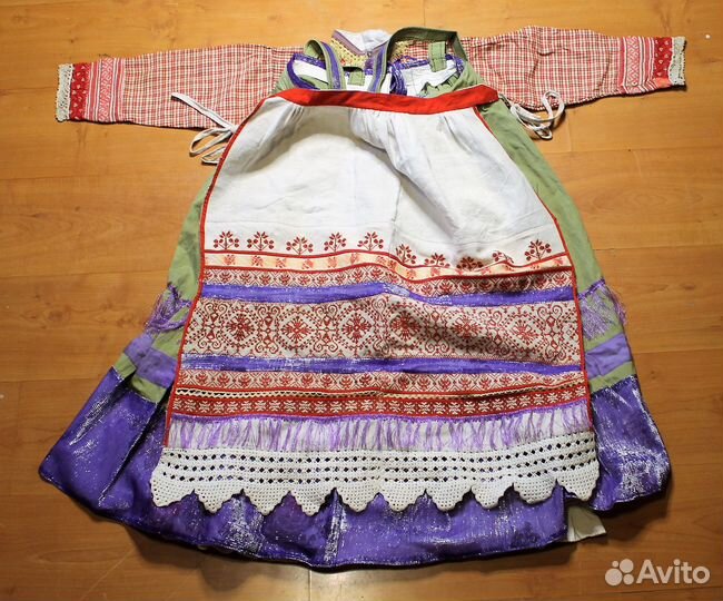 Старинный женский костюм (18)*