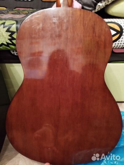 Классическая гитара yamaha c40