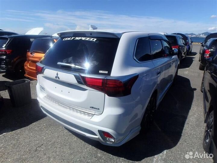 Mitsubishi Outlander 2.0 AT, 2018, 48 495 км