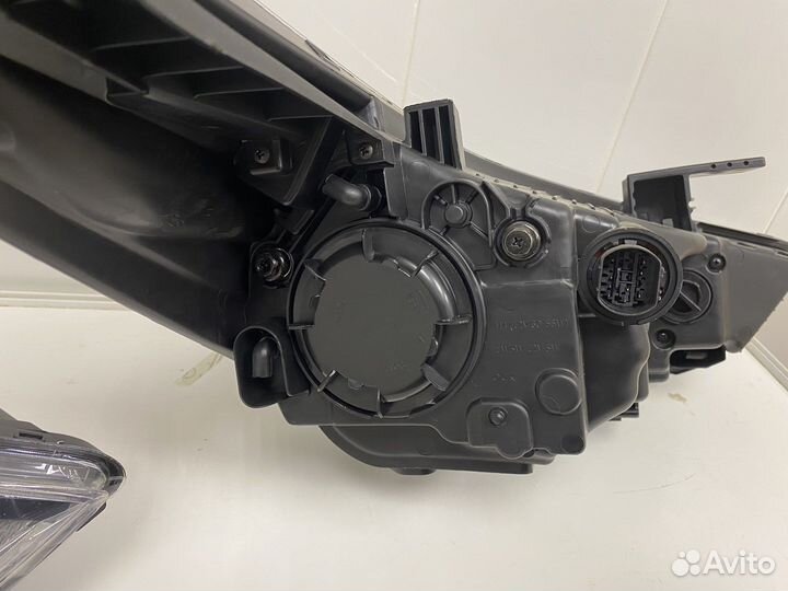 Hyundai solaris фара левая 17-20