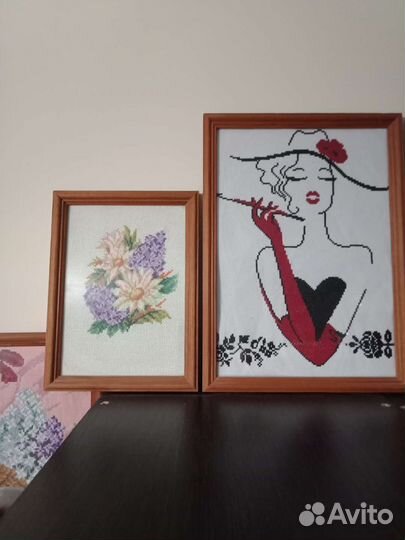 Вышивка крестом на заказ, цветы из бисера