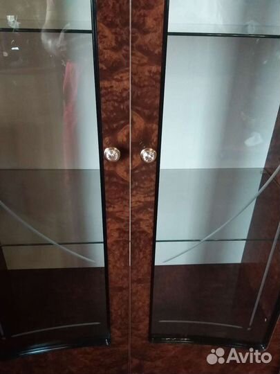 Буфет сервант витрина