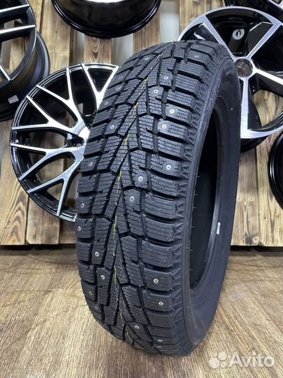 Roadstone Winguard WinSpike 185/70 R14 92T