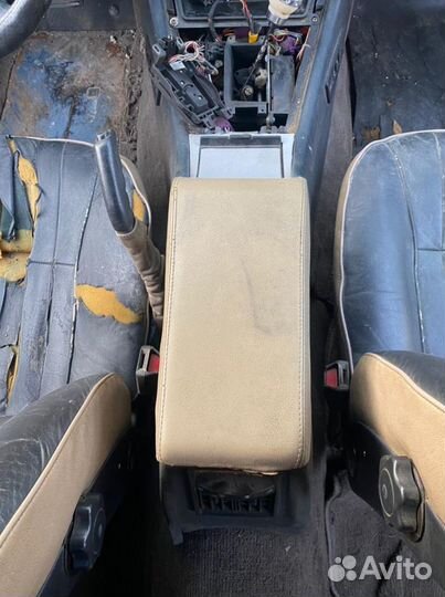 Центральная консоль Jaguar XJ6 XJ40