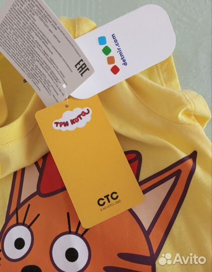 Футболка три кота для девочки 116 рост, новая