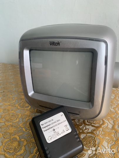 Переносной телевизор Vitek vt-3006