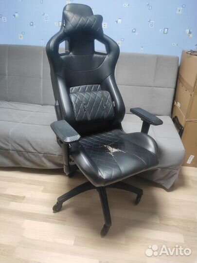 Кресло компьютерное игровое Corsair T1 Race