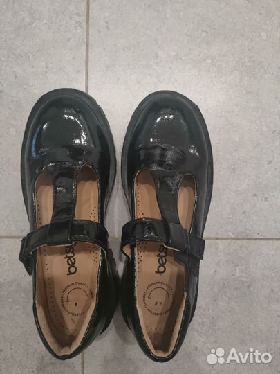 Продам туфли детские