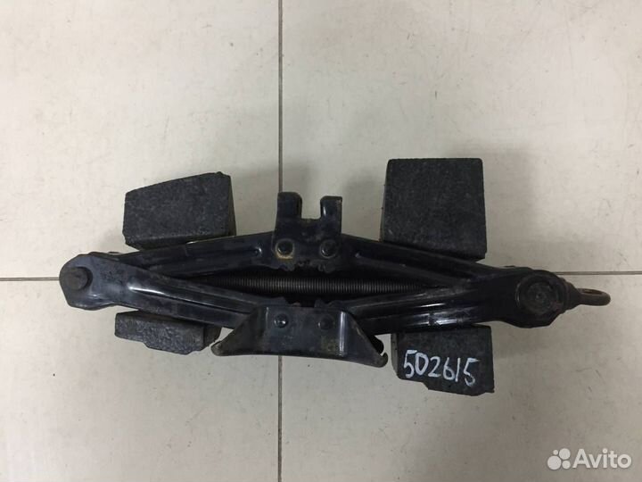 Домкрат Toyota Camry V40 2006-2011