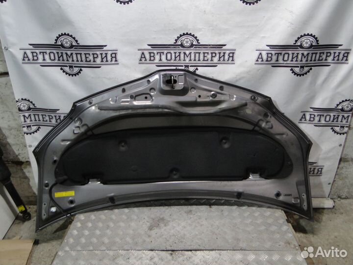 Капот Toyota Sienna 3 2012 3.5