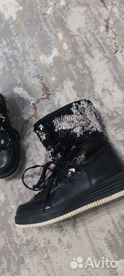 Сапожки для девочки