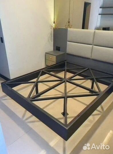 Кровать двухспальная лофт металл