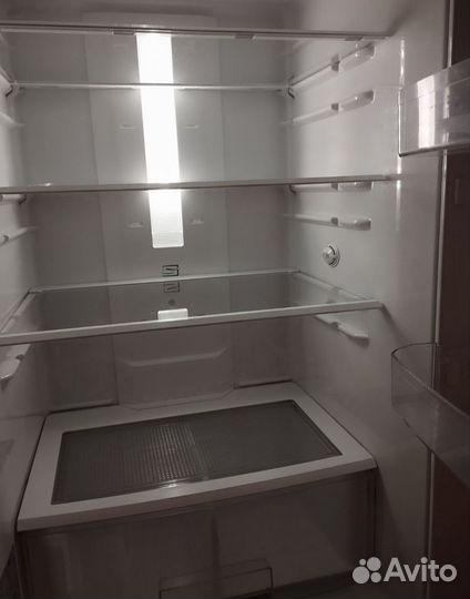 Холодильник бу LG total no frost