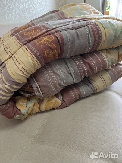 Одеяло из овечьей шерсти