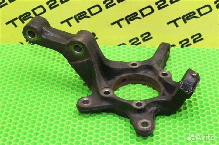 Кулак поворотный передний левый Suzuki Grand