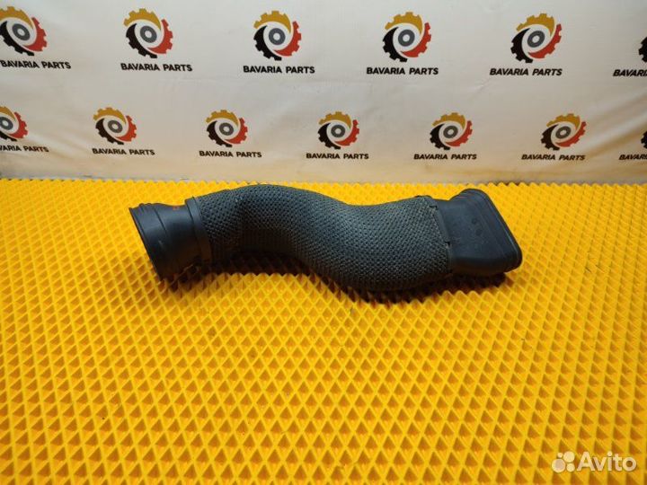 Патрубок воздушного фильтра правый Mercedes Cls