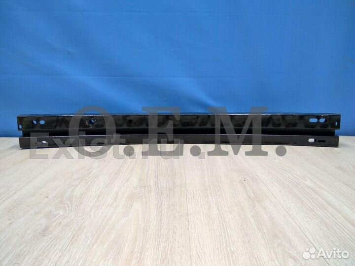 Усилитель переднего бампера toyota camry 50 55